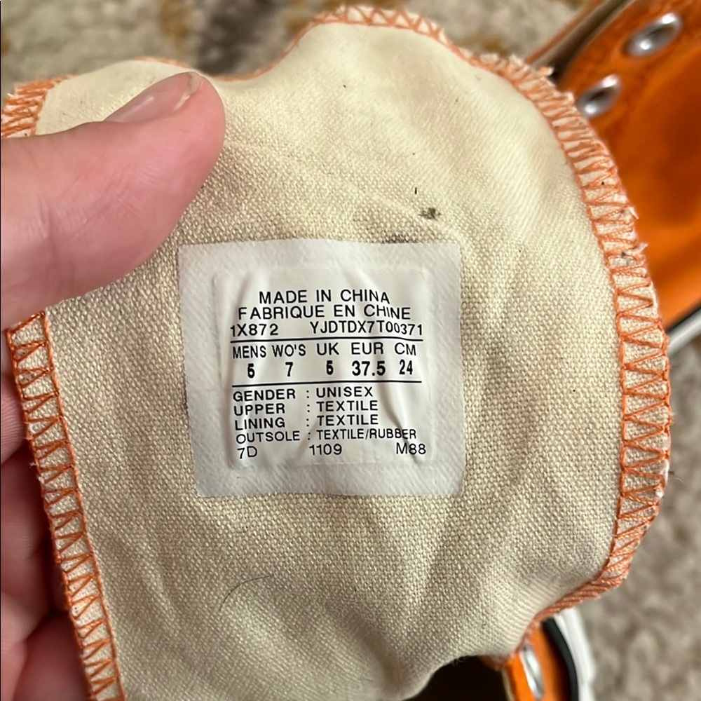 Orange CONVERSE USED! Size 7